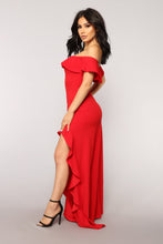 将图片加载到图库查看器，Chasin' Love Ruffle Dress - Red
