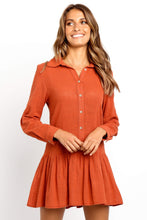 将图片加载到图库查看器，Allia Dress - Rust
